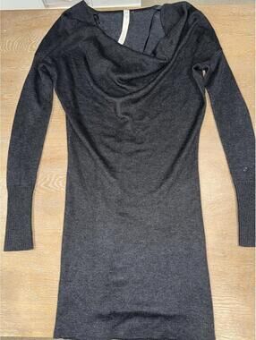 Lululemon Serenity Sweater Wrap SIZE 4 Heathered Black / Coal